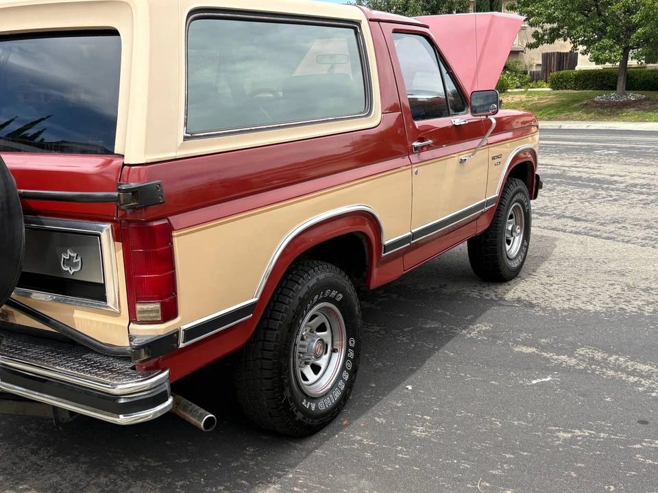 1986 Ford Bronco 3rd Gen - Image 4 of 21