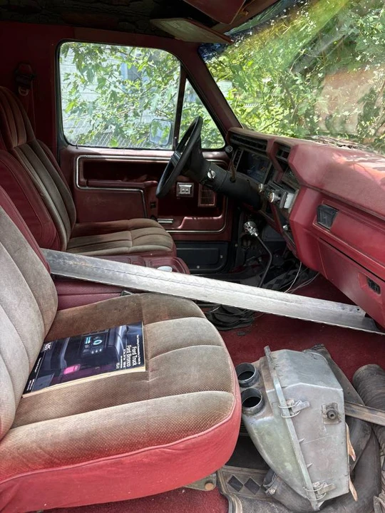 1986 Ford Bronco 3rd Gen - Image 4 of 9