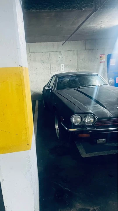 1986 Jaguar XJS - Image 2 of 10