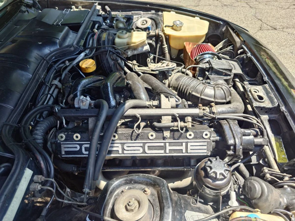1986 Porsche 944 - Image 18 of 20