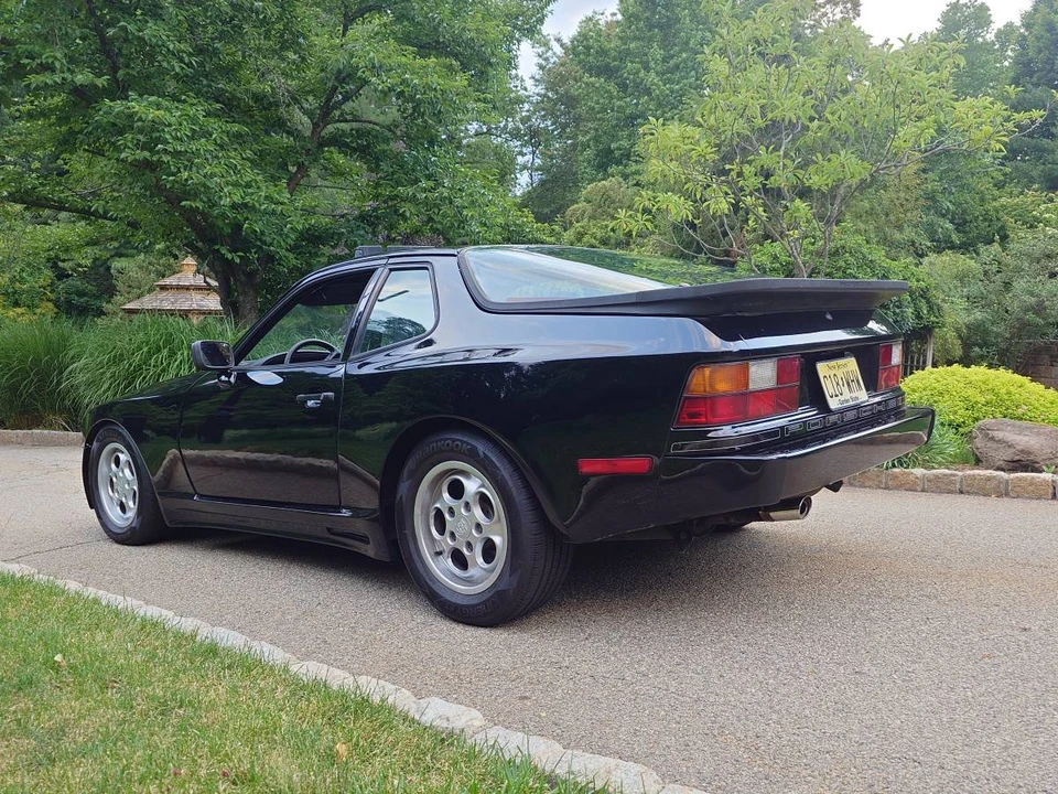 1986 Porsche 944 - Image 5 of 20