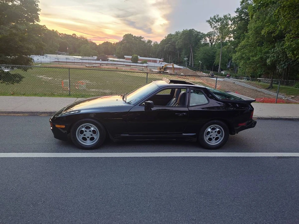 1986 Porsche 944 - Image 12 of 20