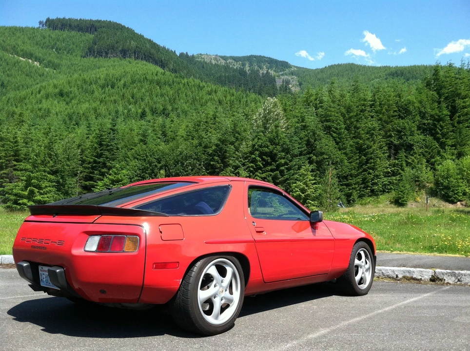 1986 Porsche 928 S - Image 6 of 22