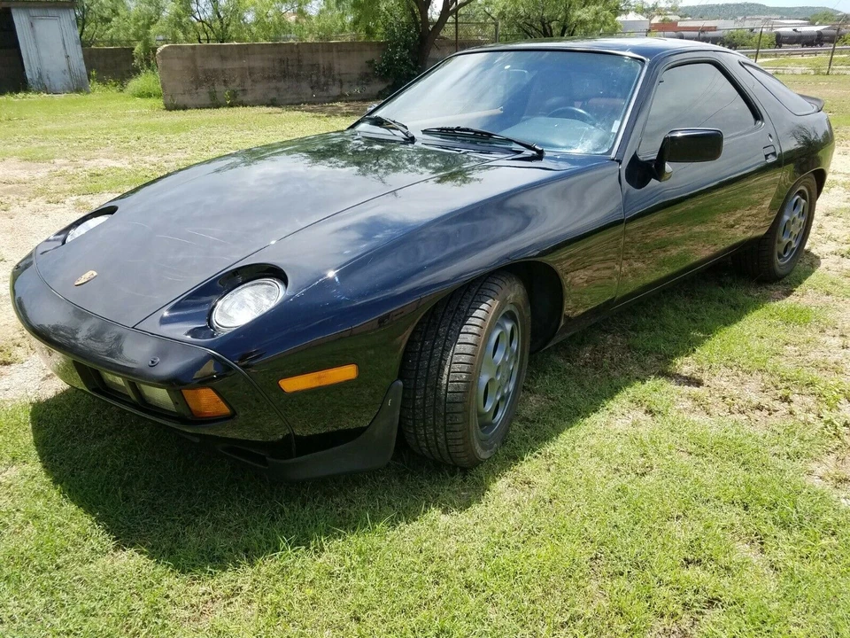 1986 Porsche 928 S - Image 16 of 17