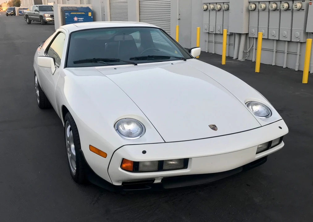 1986 Porsche 928 S - Image 15 of 31