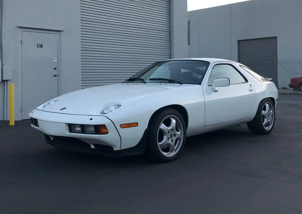 1986 Porsche 928 S - Image 3 of 31