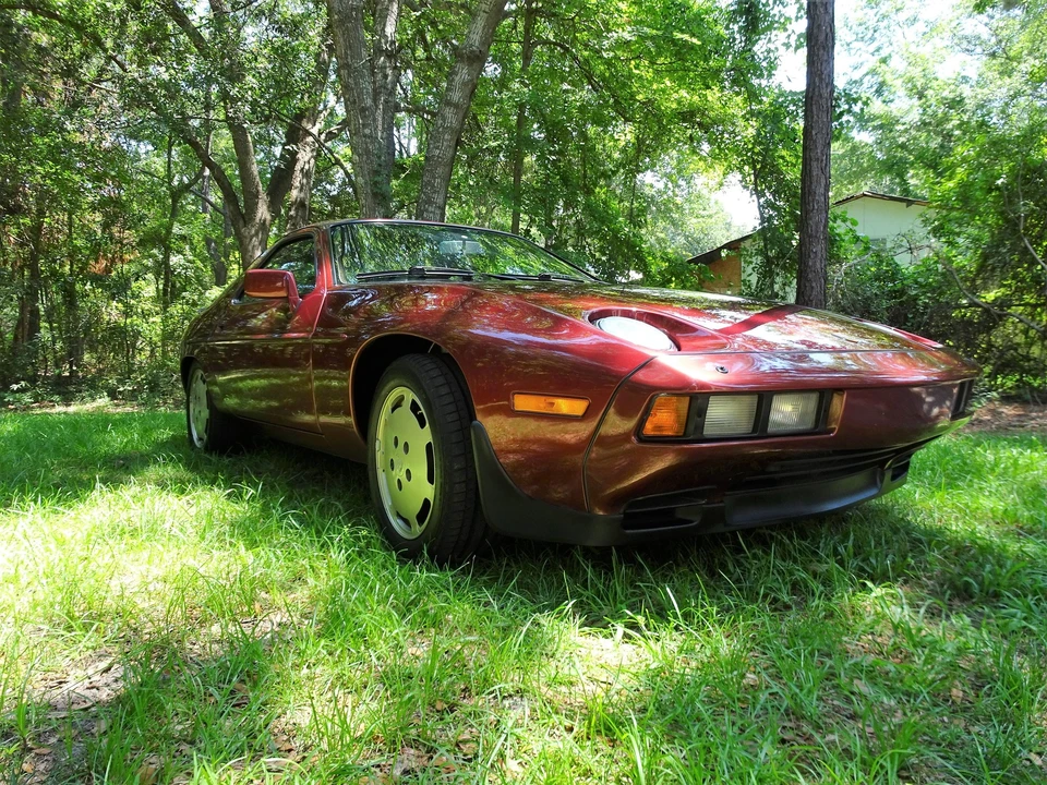 1986 Porsche 928 S - Image 2 of 17