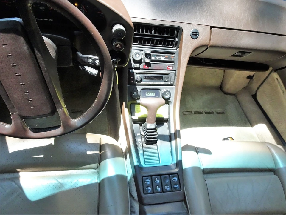 1986 Porsche 928 S - Image 7 of 17