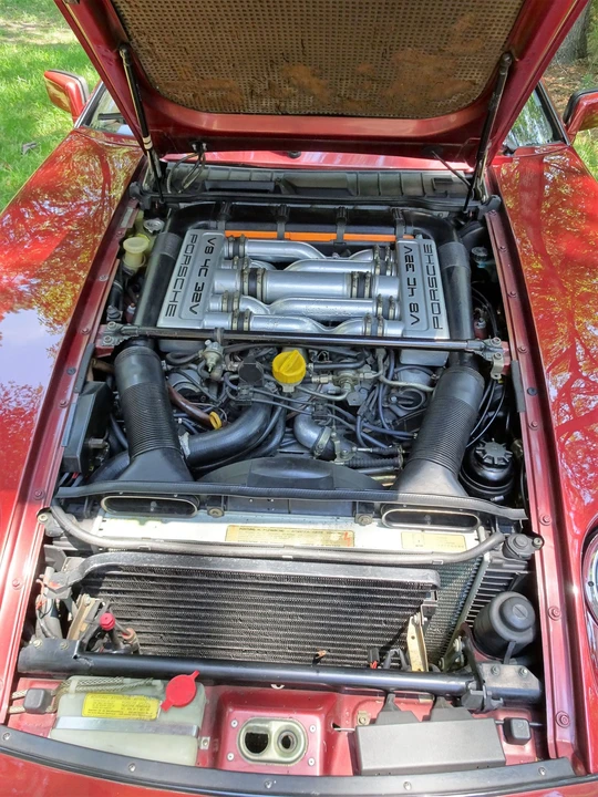 1986 Porsche 928 S - Image 12 of 17