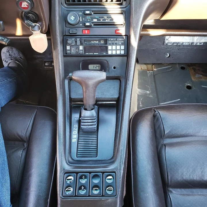 1986 Porsche 928 S - Image 16 of 29