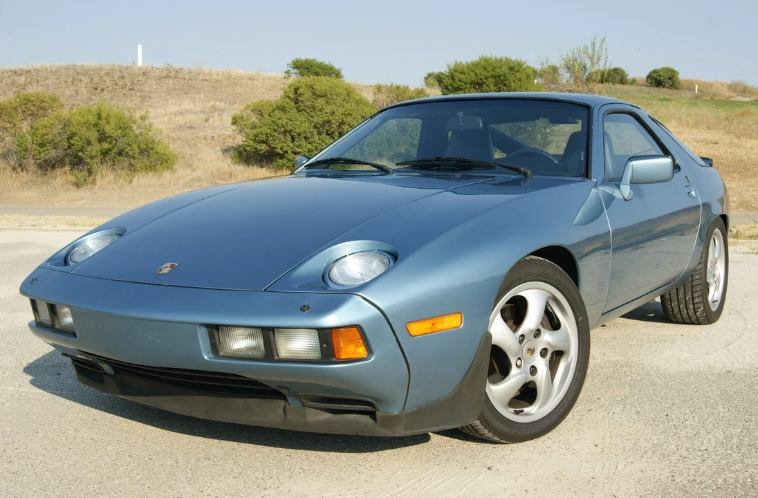 1986 Porsche 928 S - Image 7 of 31