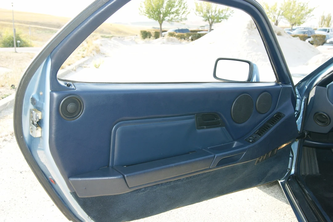 1986 Porsche 928 S - Image 14 of 31