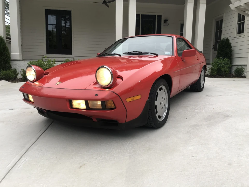 1986 Porsche 928 S - Image 9 of 31