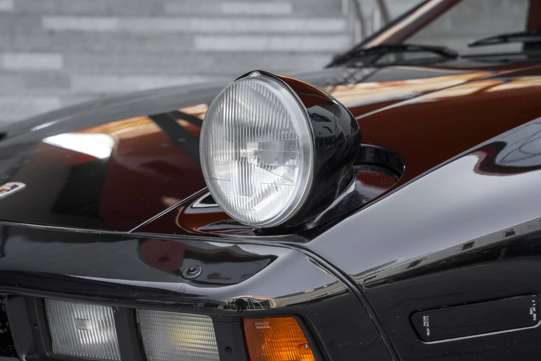 1986 Porsche 928 S - Image 18 of 31