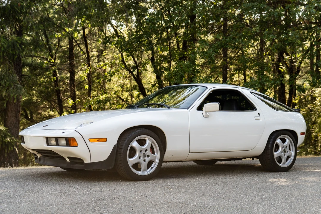 1986 Porsche 928 S - Image 6 of 31