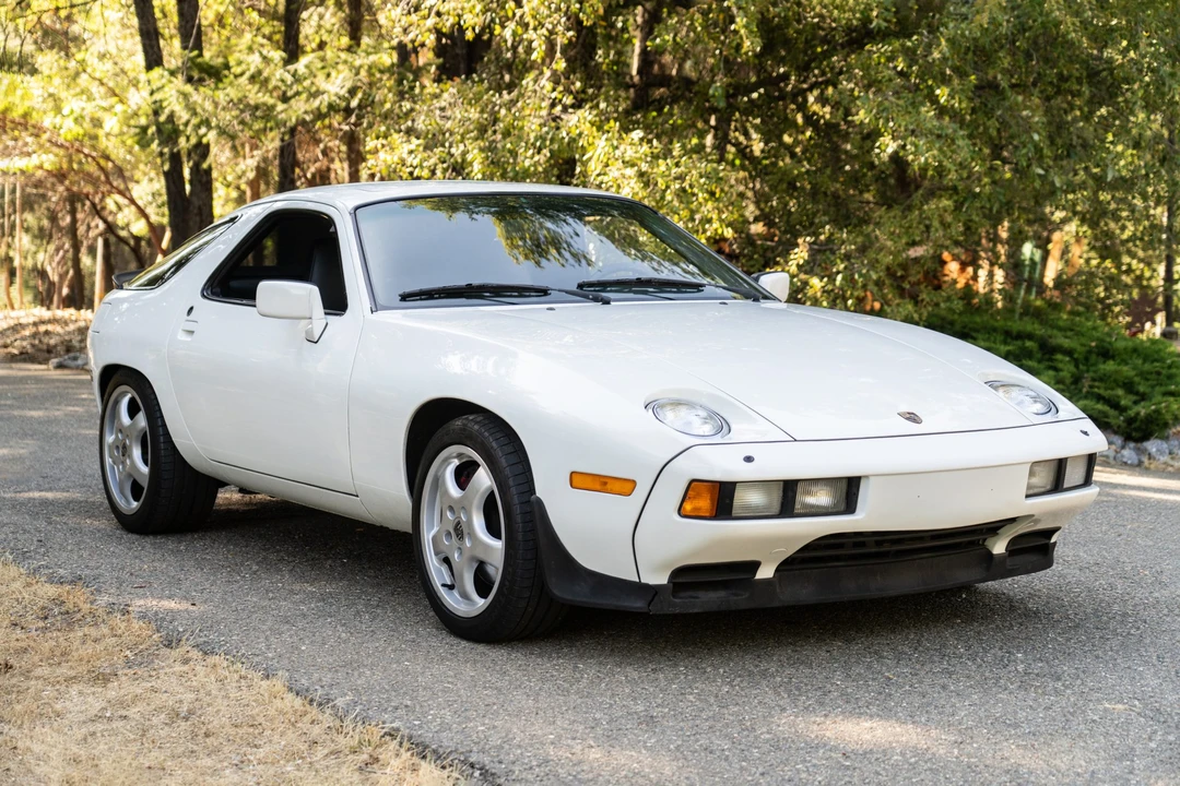 1986 Porsche 928 S - Image 18 of 31