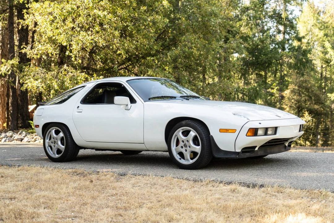 1986 Porsche 928 S - Image 16 of 31