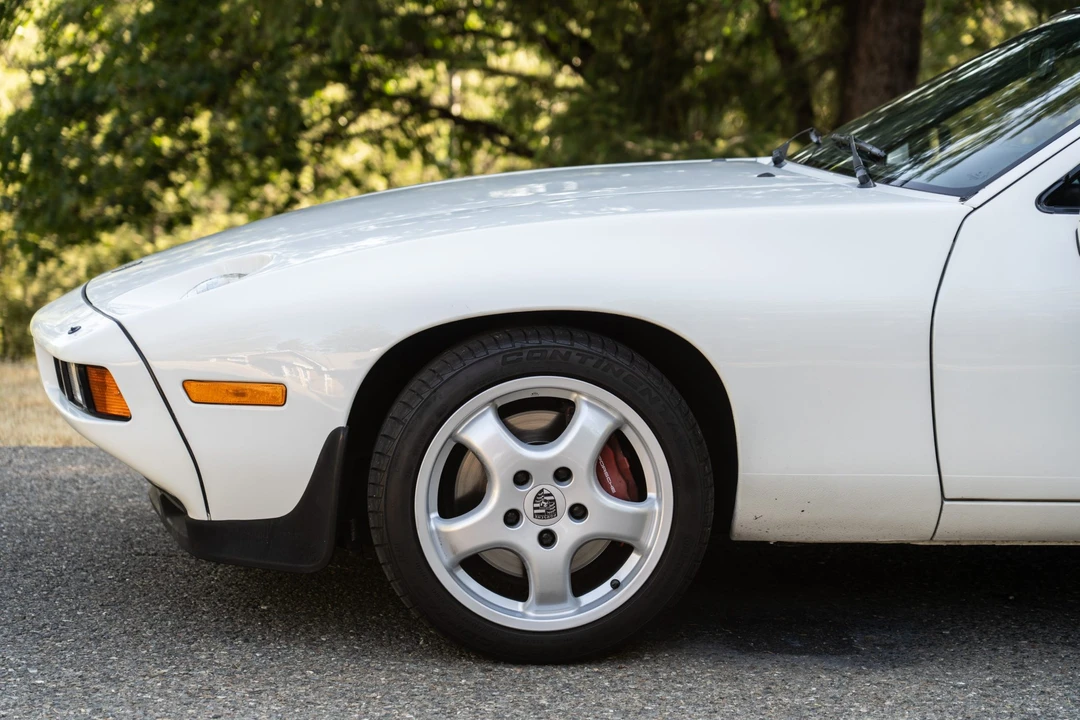 1986 Porsche 928 S - Image 23 of 31