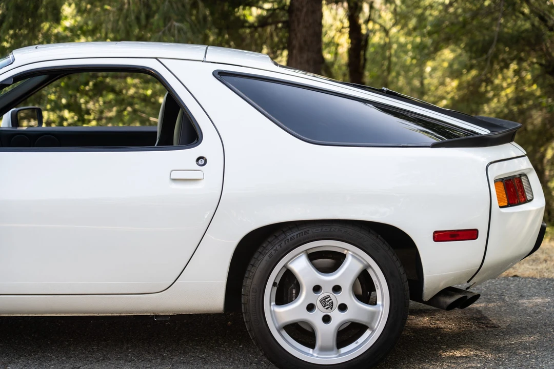 1986 Porsche 928 S - Image 25 of 31