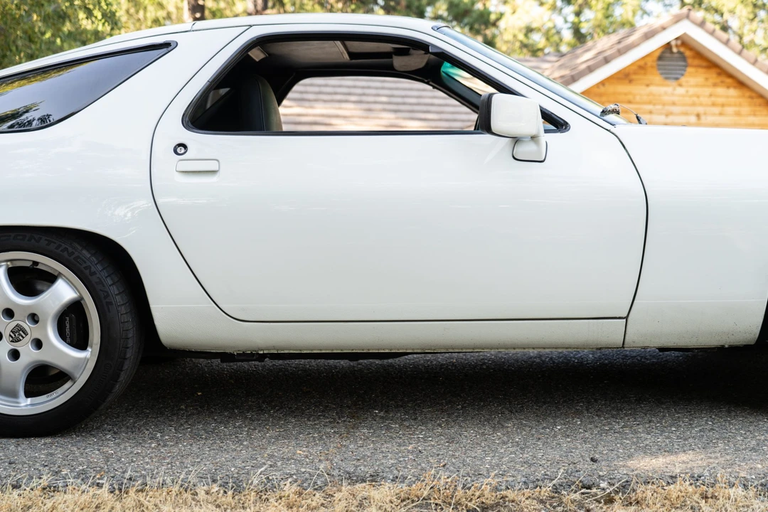 1986 Porsche 928 S - Image 27 of 31