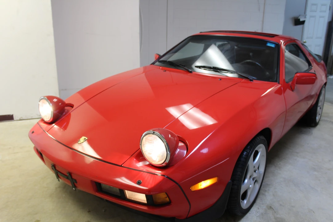 1986 Porsche 928 S - Image 18 of 31