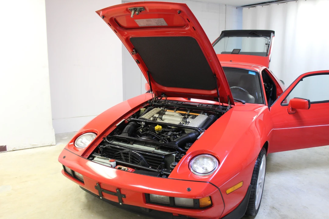 1986 Porsche 928 S - Image 22 of 31