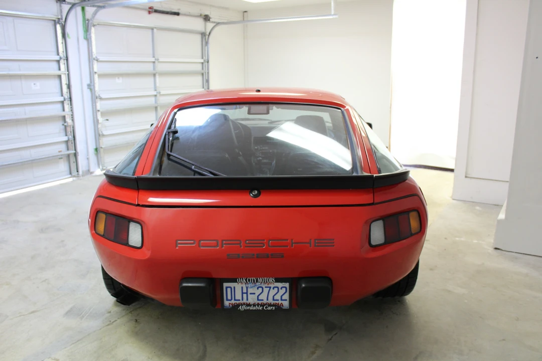 1986 Porsche 928 S - Image 7 of 31