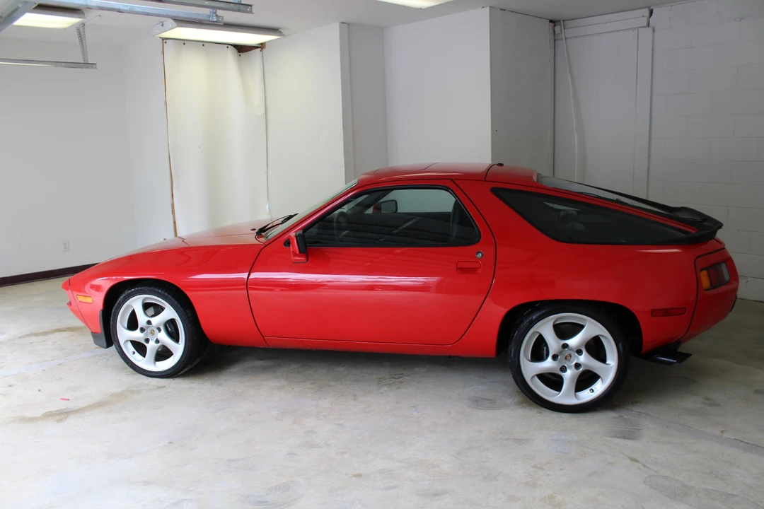 1986 Porsche 928 S - Image 10 of 31