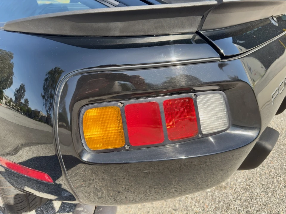 1986 Porsche 928 S - Image 22 of 31