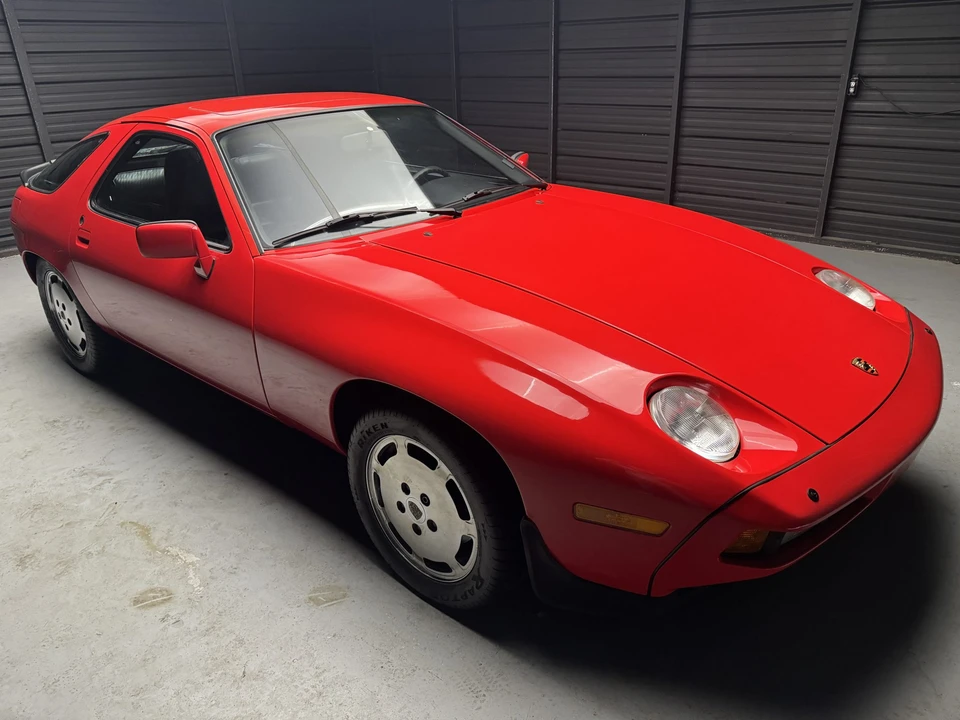 1986 Porsche 928 S - Image 12 of 31