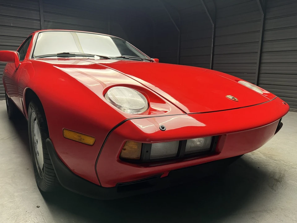 1986 Porsche 928 S - Image 11 of 31