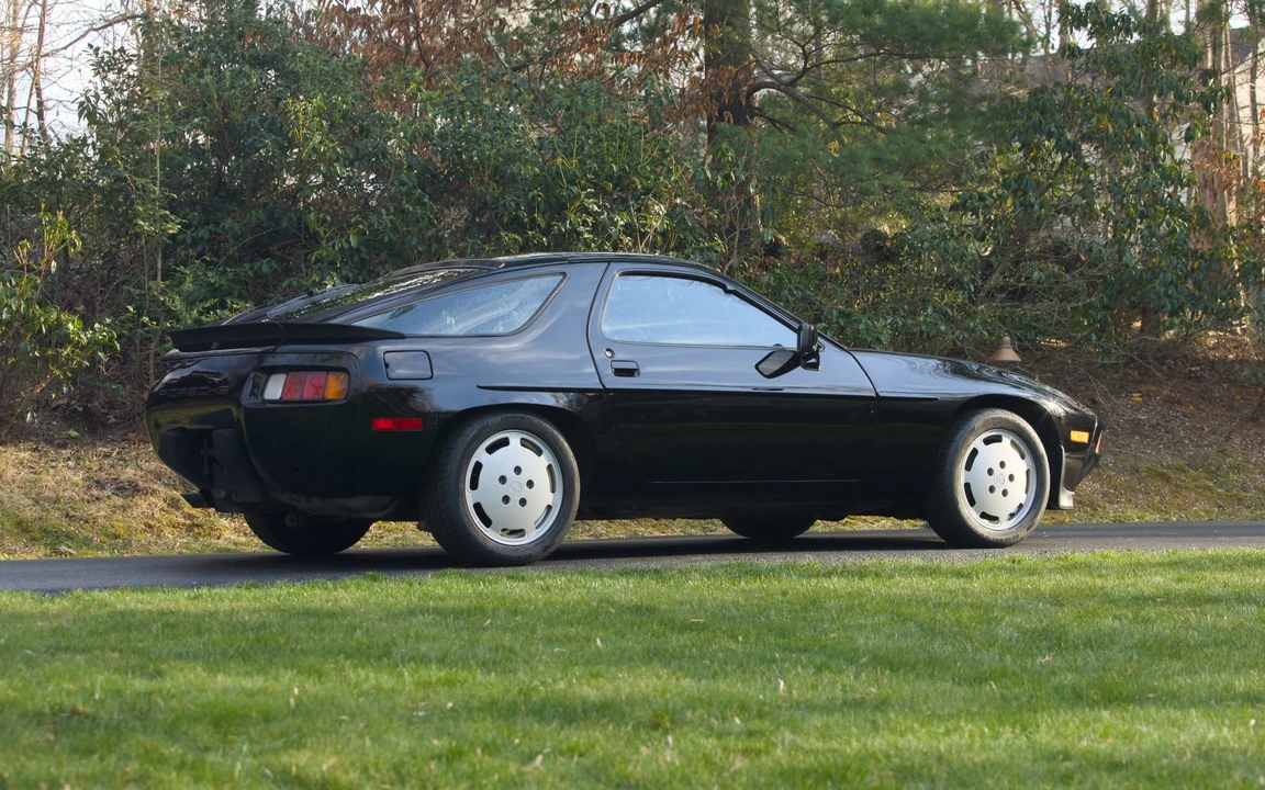 1986 Porsche 928 S - Image 14 of 31