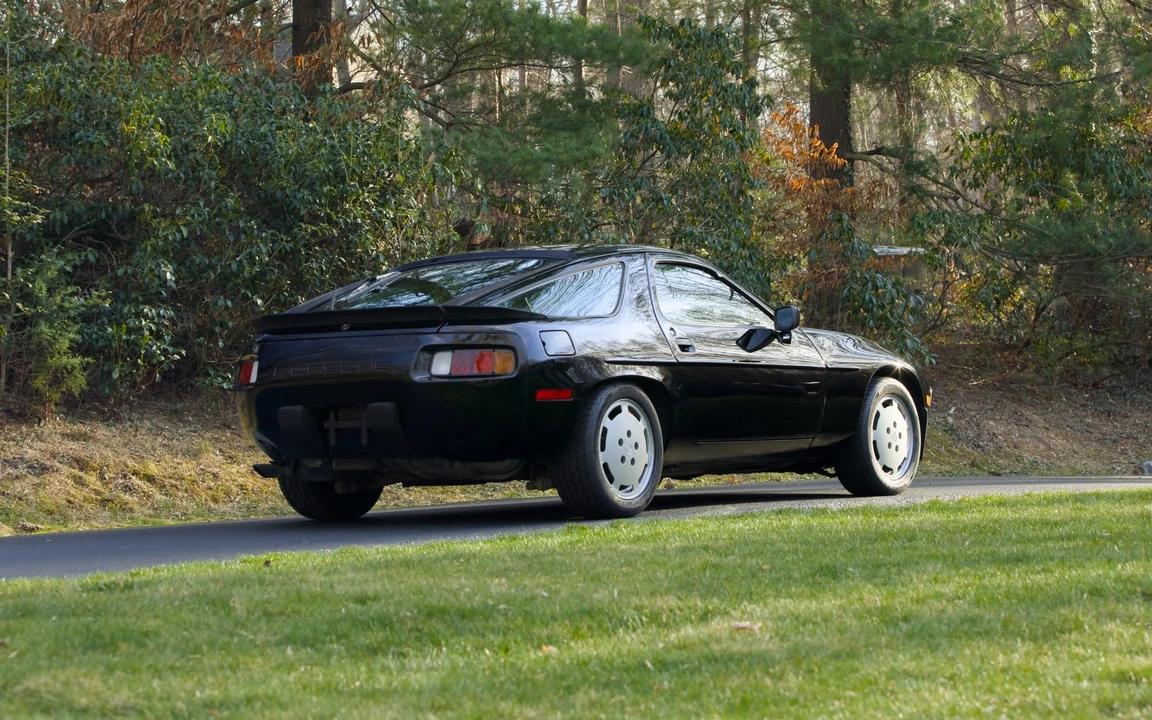 1986 Porsche 928 S - Image 17 of 31
