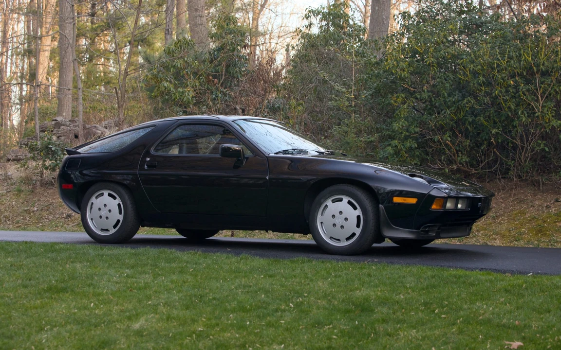 1986 Porsche 928 S - Image 7 of 31