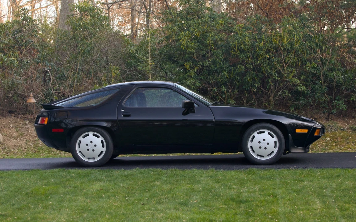 1986 Porsche 928 S - Image 9 of 31