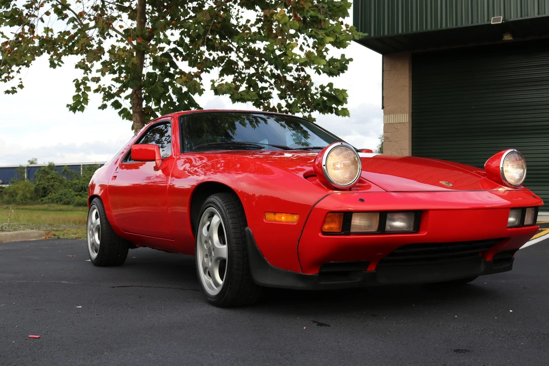 1986 Porsche 928 S - Image 3 of 31
