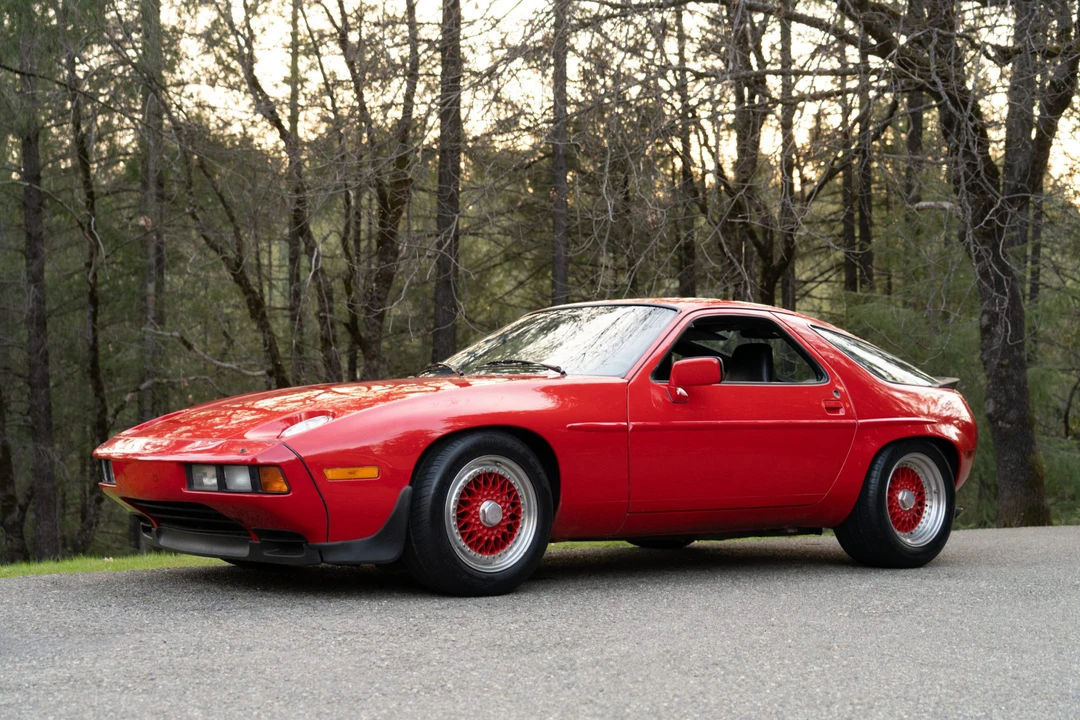 1986 Porsche 928 S - Image 10 of 31