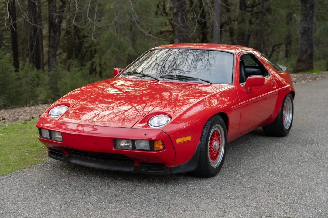 1986 Porsche 928 S - Image 7 of 31