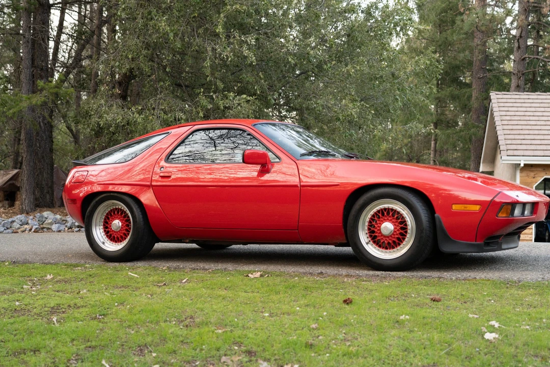 1986 Porsche 928 S - Image 16 of 31