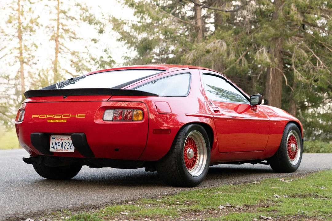 1986 Porsche 928 S - Image 15 of 31