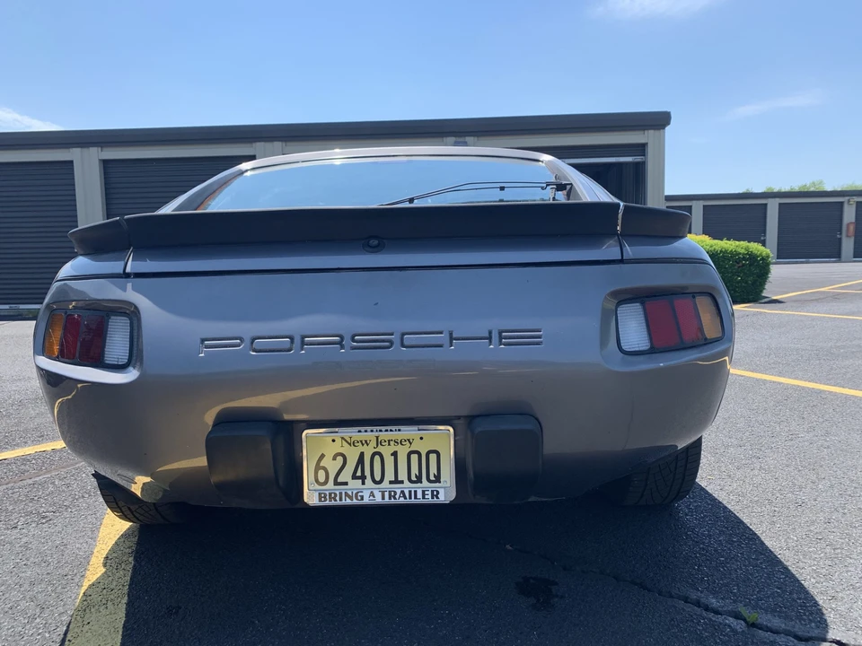 1986 Porsche 928 S - Image 11 of 31