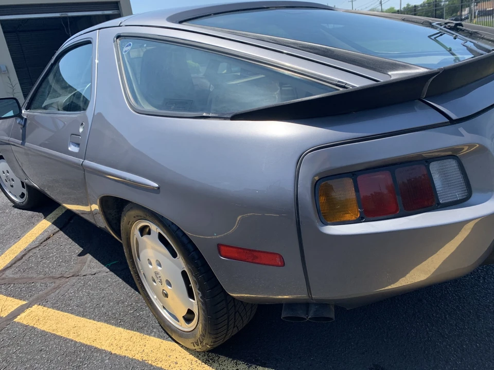 1986 Porsche 928 S - Image 28 of 31