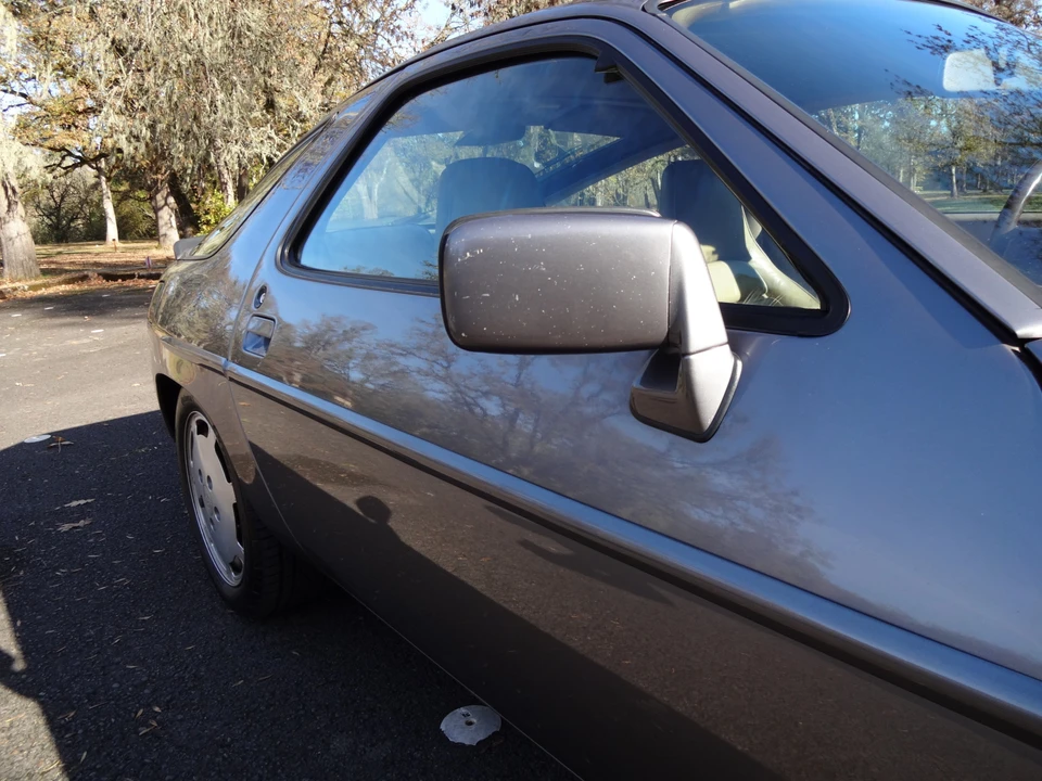 1986 Porsche 928 S - Image 15 of 31