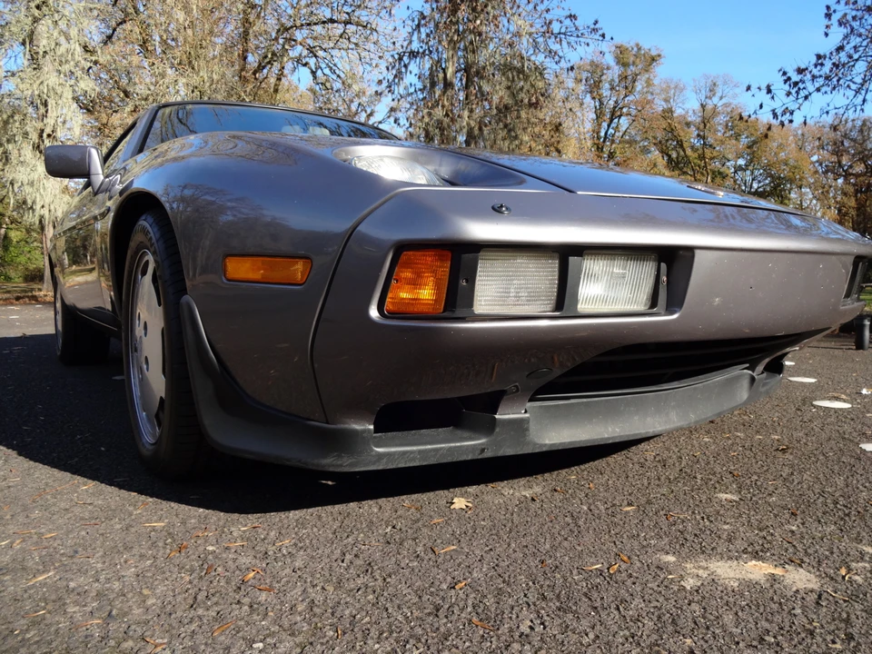 1986 Porsche 928 S - Image 16 of 31