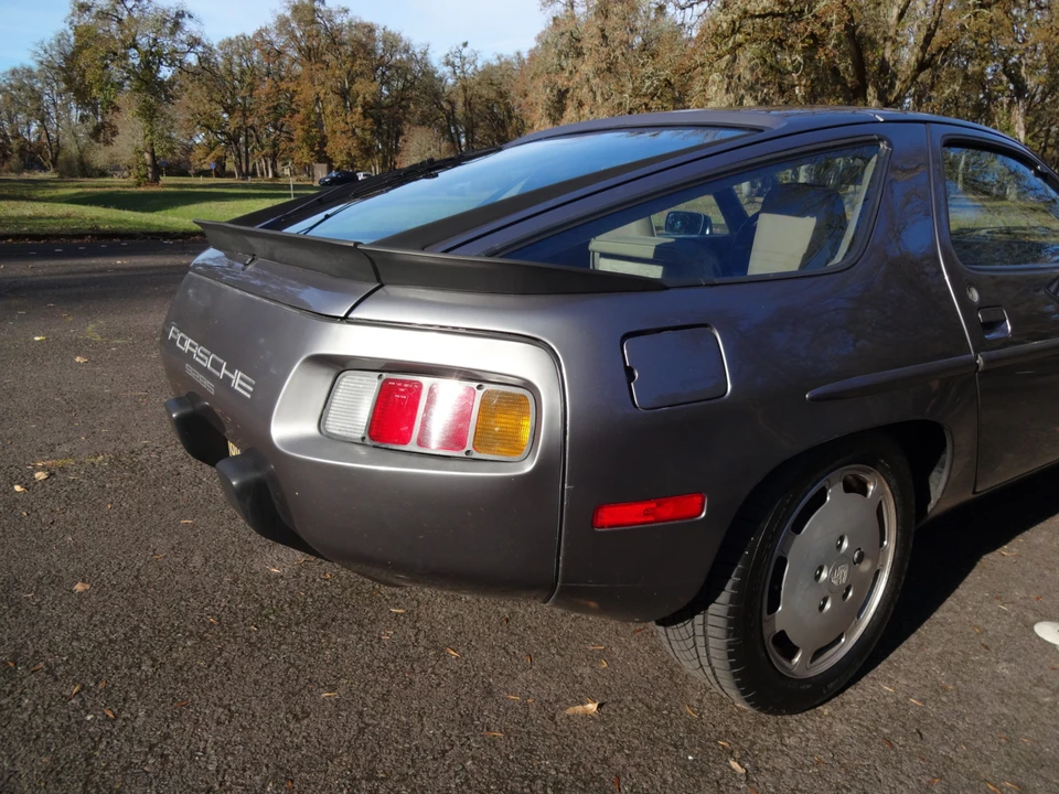 1986 Porsche 928 S - Image 21 of 31