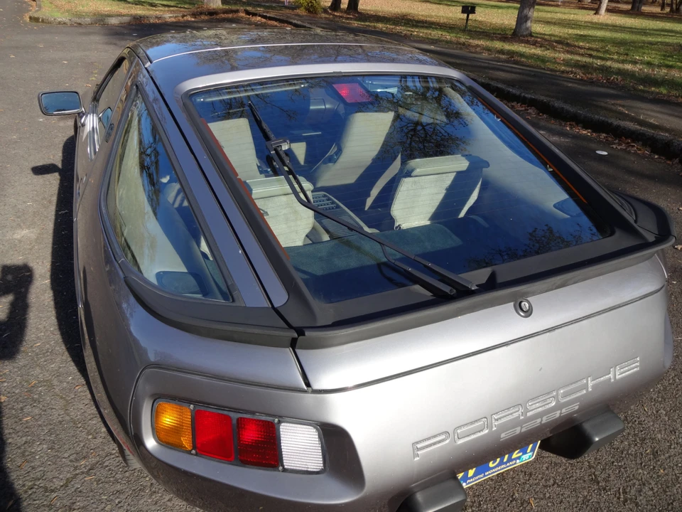 1986 Porsche 928 S - Image 23 of 31