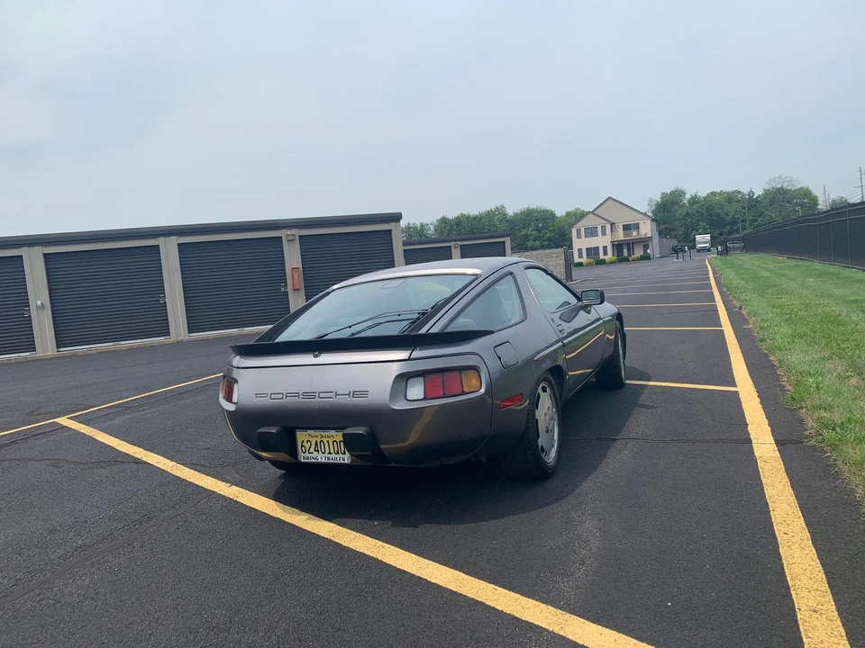 1986 Porsche 928 S - Image 12 of 31