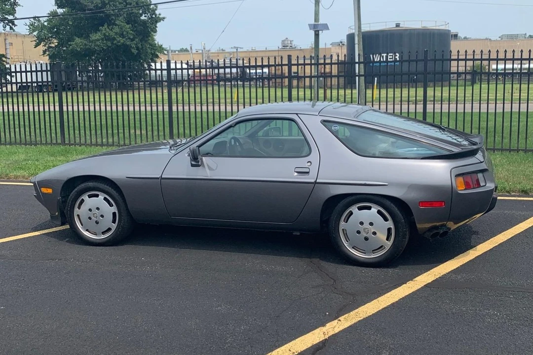 1986 Porsche 928 S - Image 5 of 31