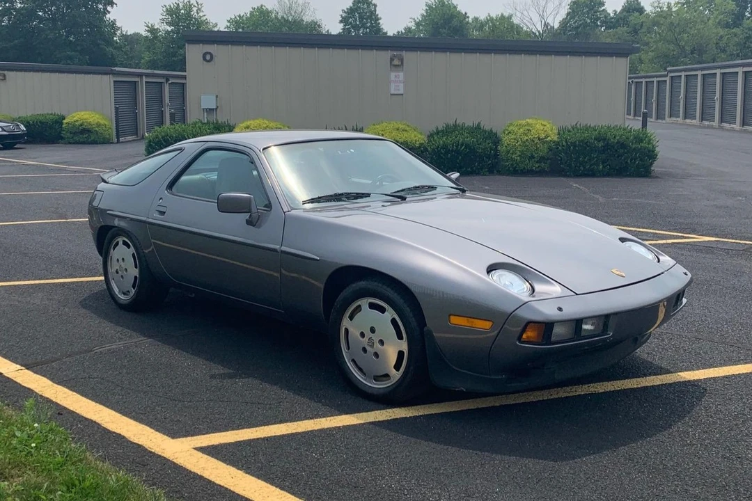 1986 Porsche 928 S - Image 17 of 31