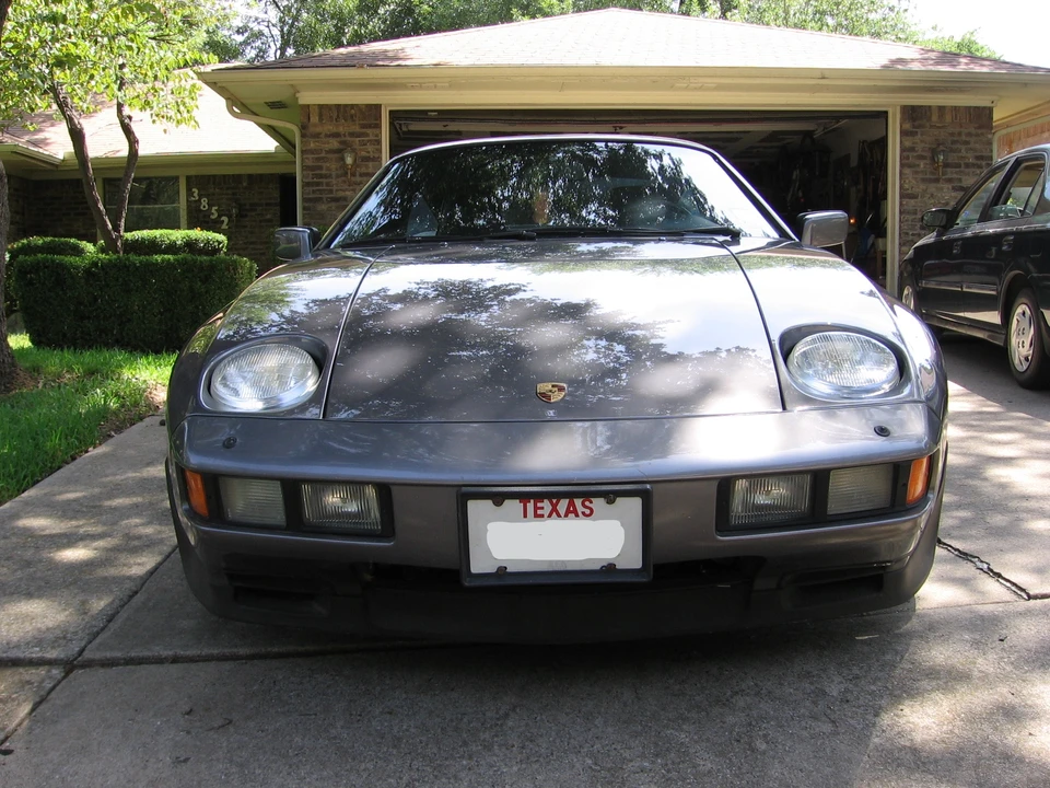 1986 Porsche 928 S - Image 9 of 31